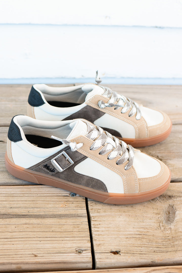 Topanga Sneaker