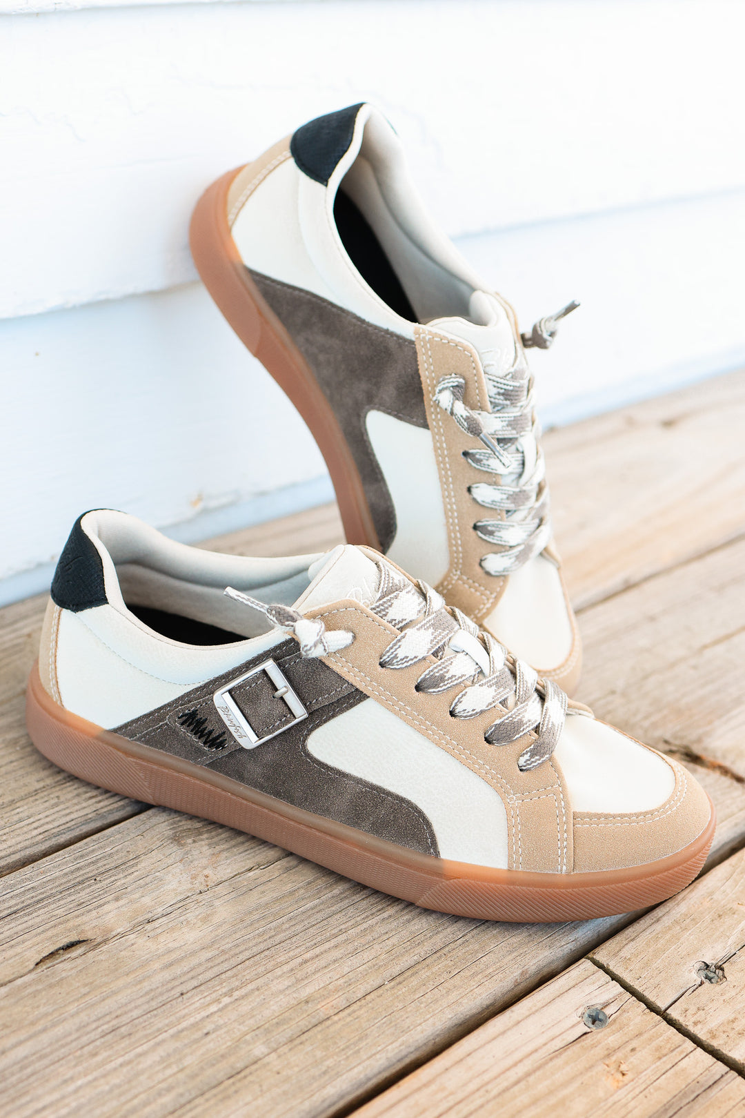 Topanga Sneaker