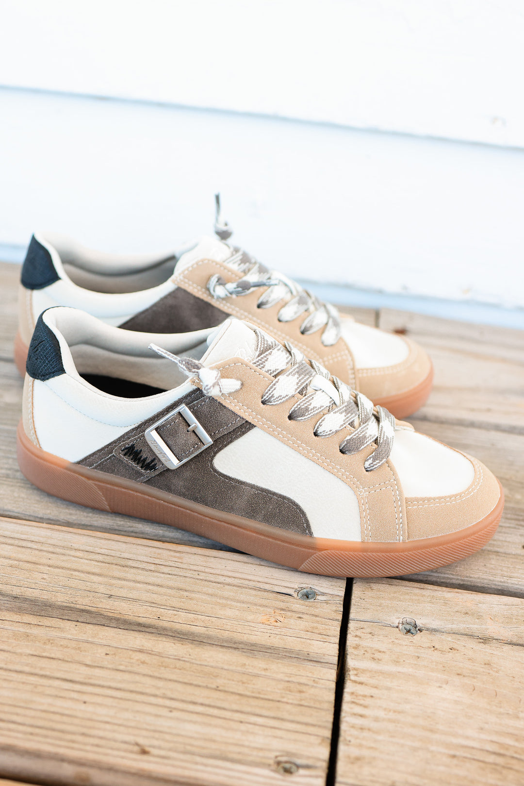 Topanga Sneaker