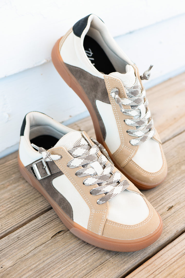 Topanga Sneaker