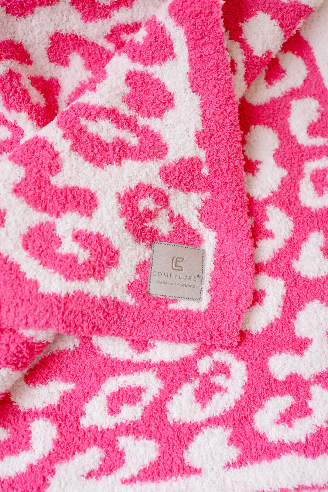Leopard Comfy Luxe Blanket - Fuchsia