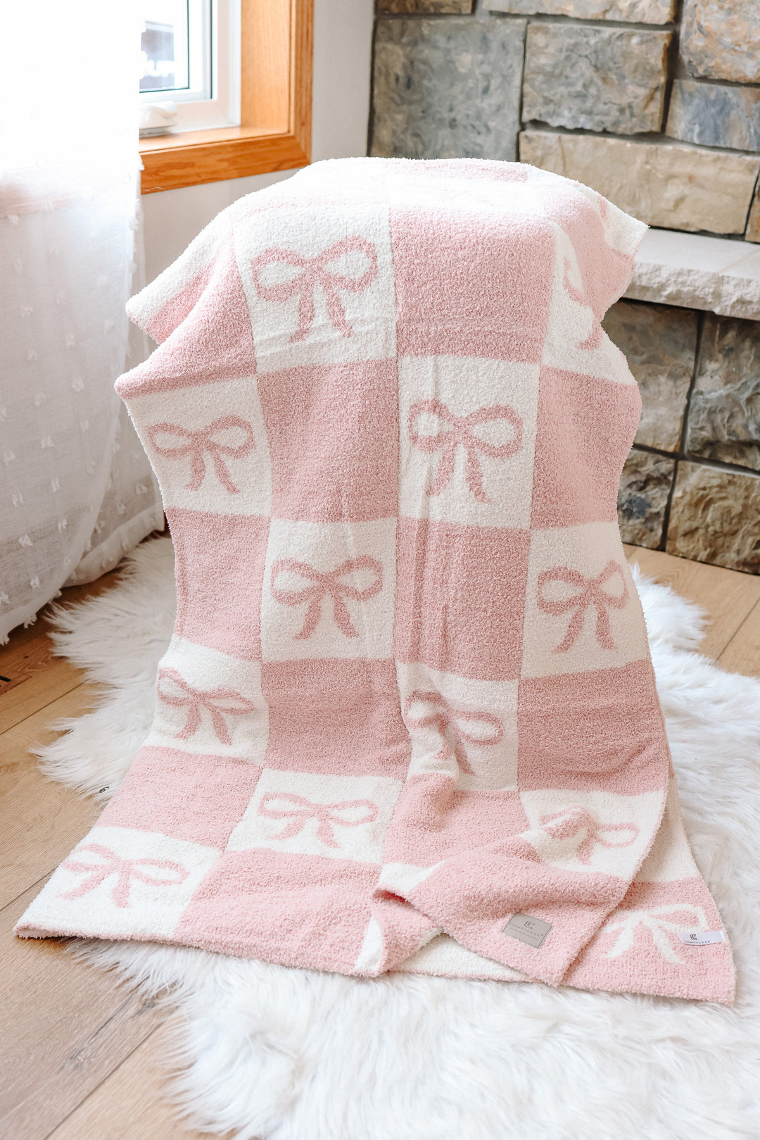 Ribbon Checkered Comfy Luxe Blanket - Light Pink