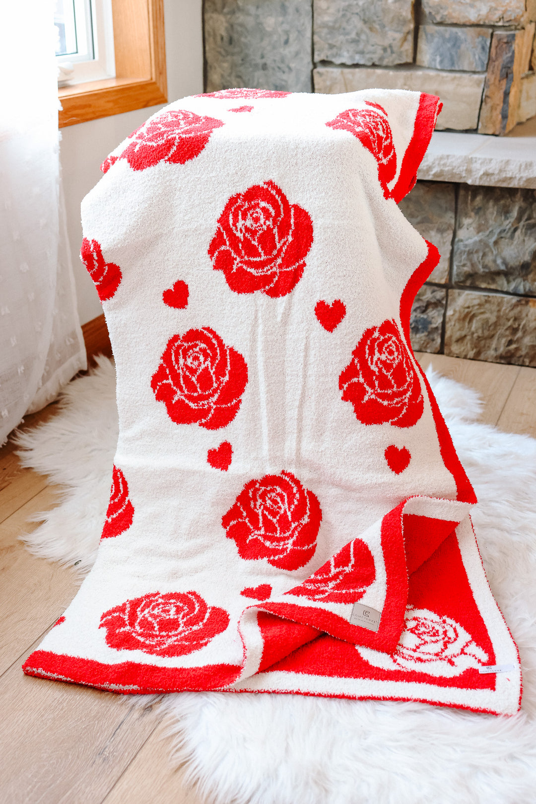 Red Roses Comfy Luxe Blanket