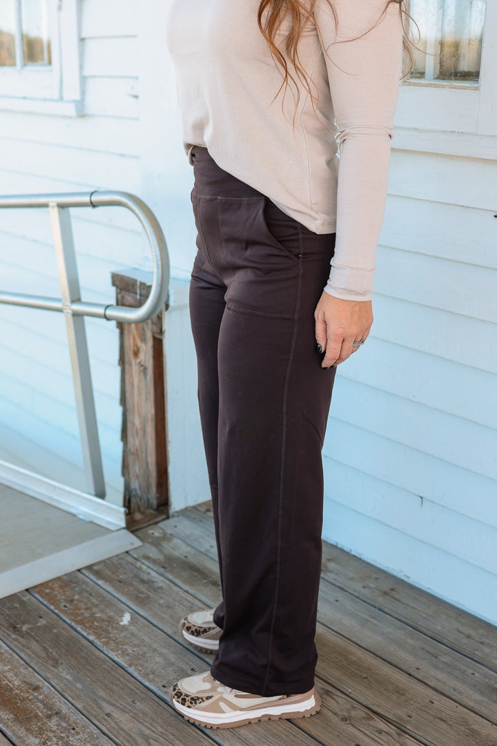 Venice Flow High-Waist Pant - Coffee Bean