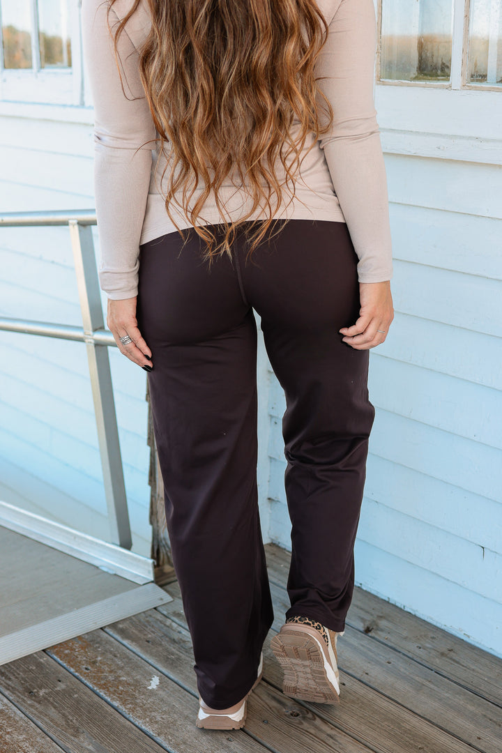 Venice Flow High-Waist Pant - Coffee Bean