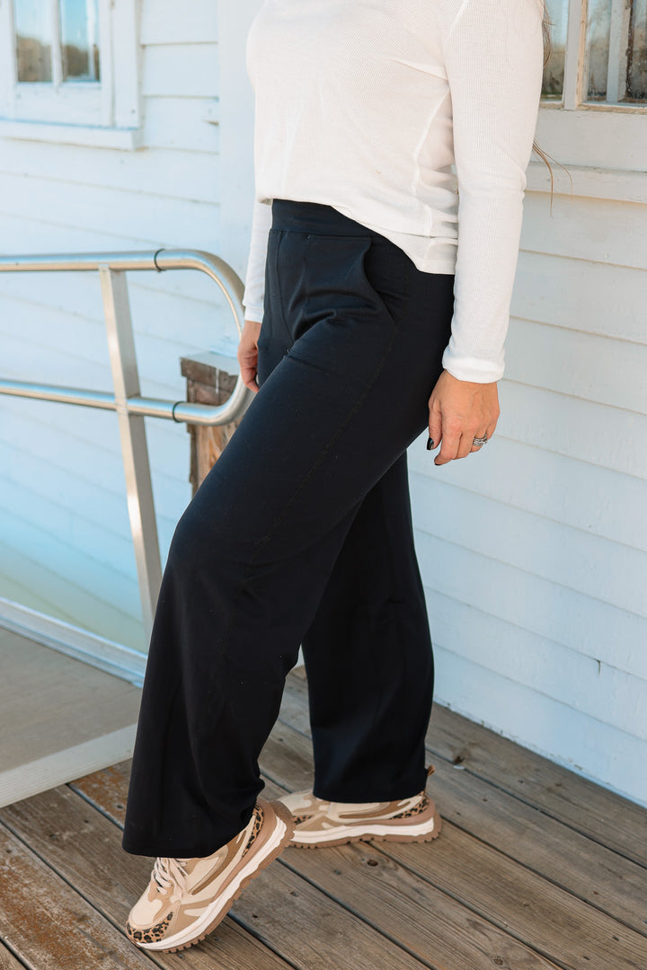 Venice Flow High-Waist Pant - Black