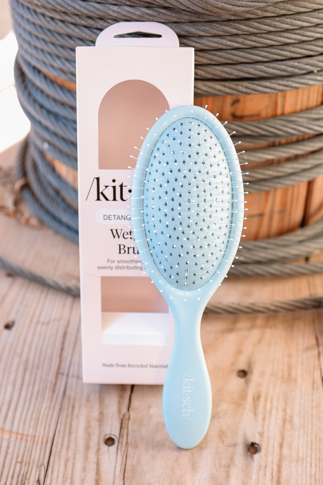 Recycled Plastic Wet/Dry Brush - Haze Blue