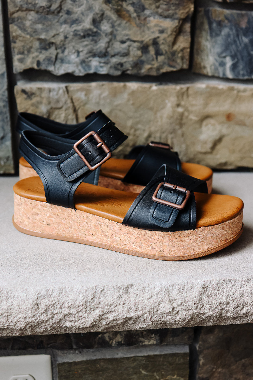 Magical Platform Sandal - Black