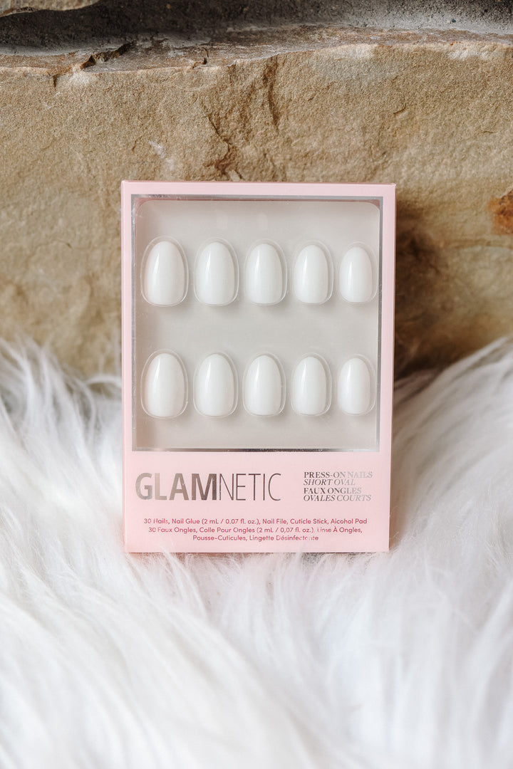 White Swan Press-On Nails | Short Oval Solid