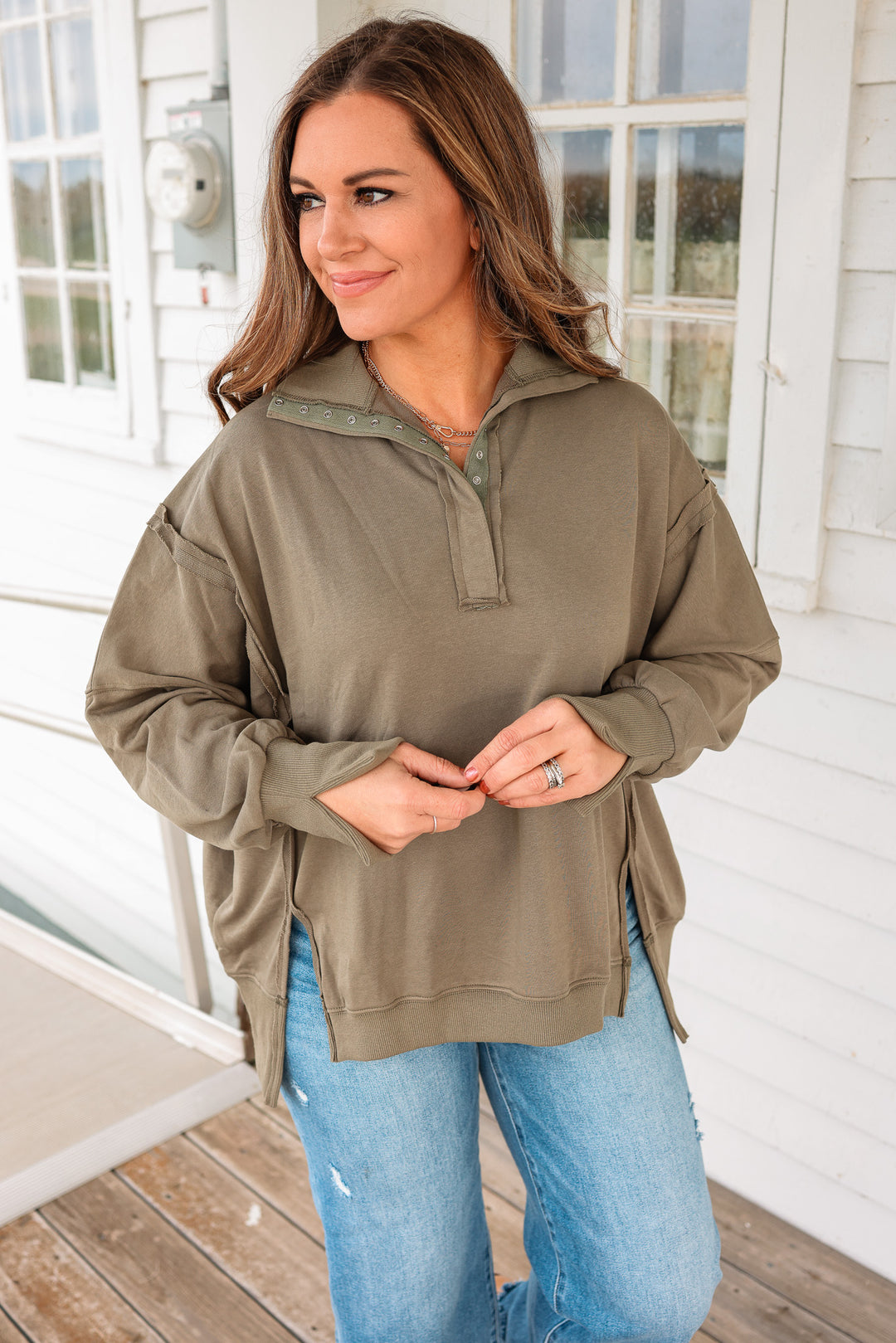 Tamika Henley Sweatshirt - Laurel Olive