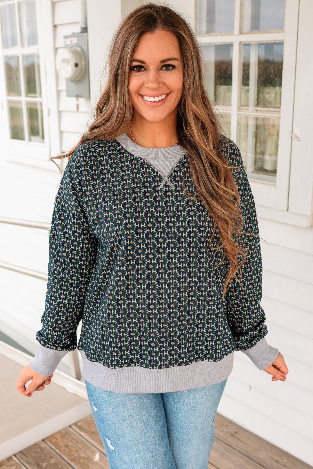Harlow Floral Knit Pullover - Navy