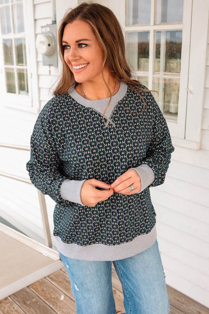 Harlow Floral Knit Pullover - Navy