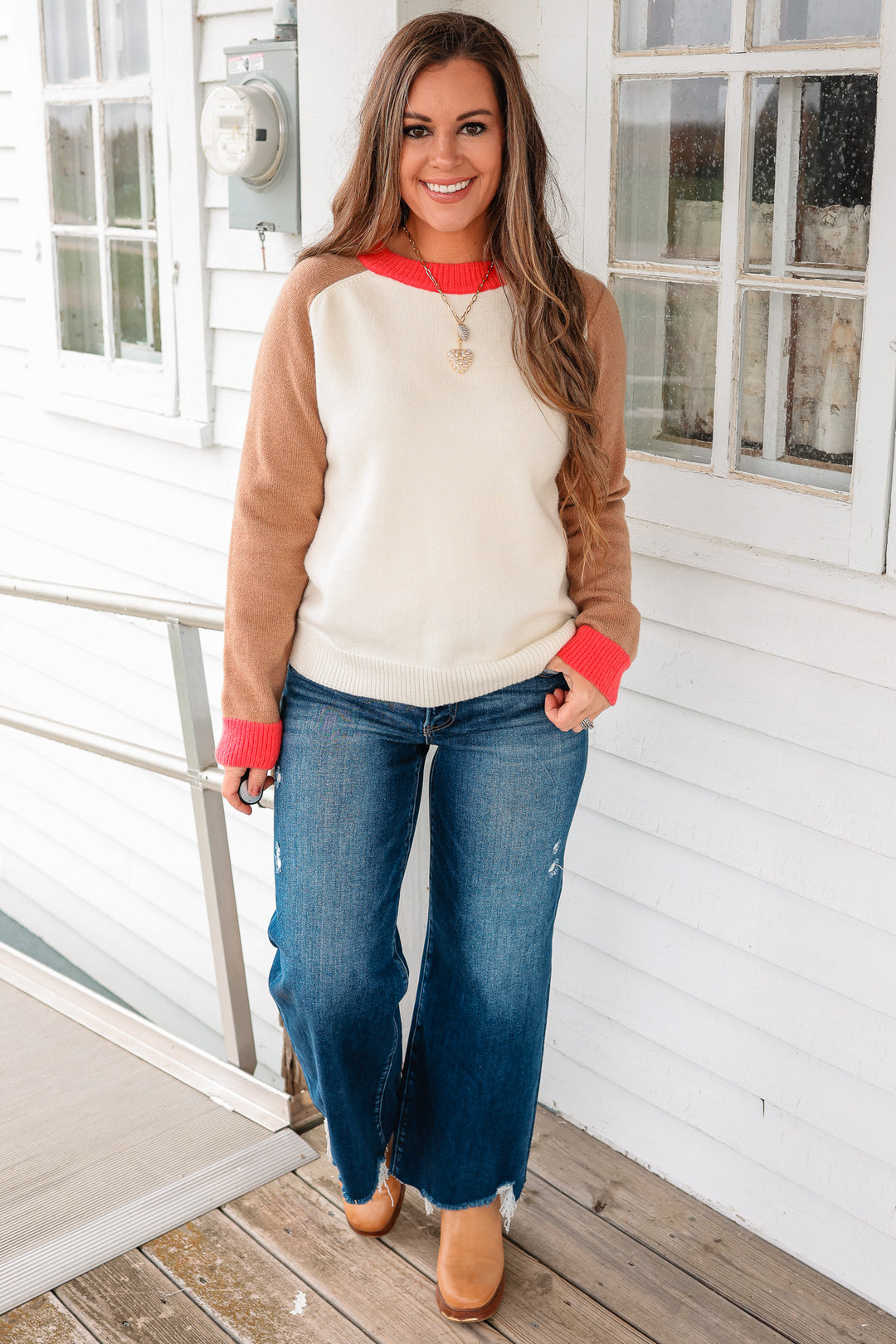 Weekend Latte Crewneck Sweater - Ivory/Camel