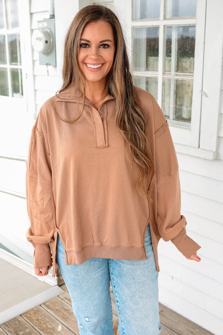 Tamika Henley Sweatshirt- Mocha