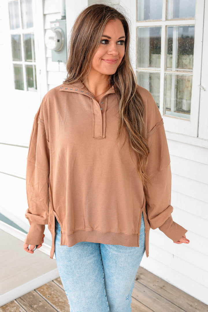 Tamika Henley Sweatshirt- Mocha