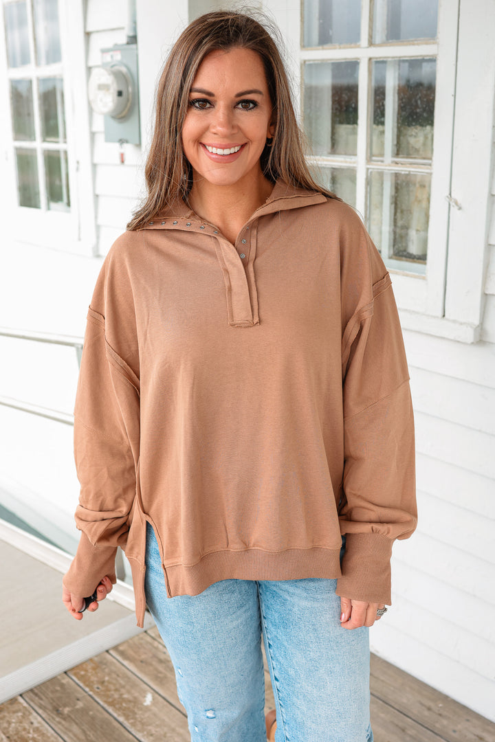 Tamika Henley Sweatshirt- Mocha