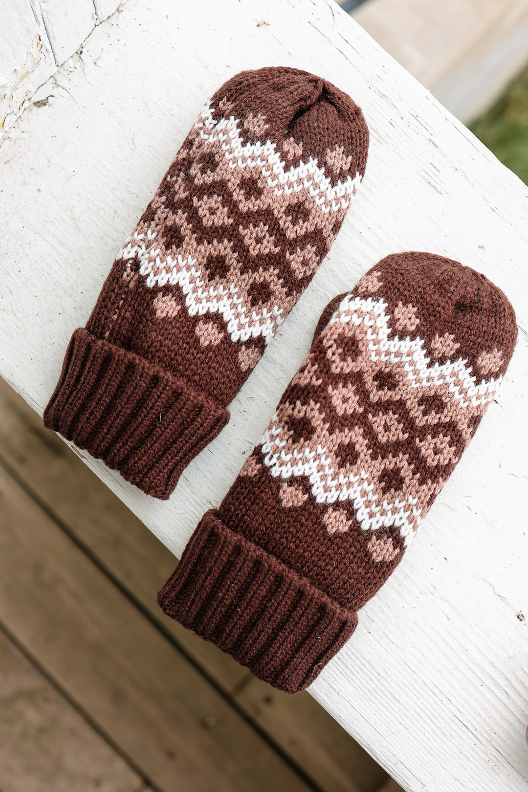 Patterned Mittens - Brown