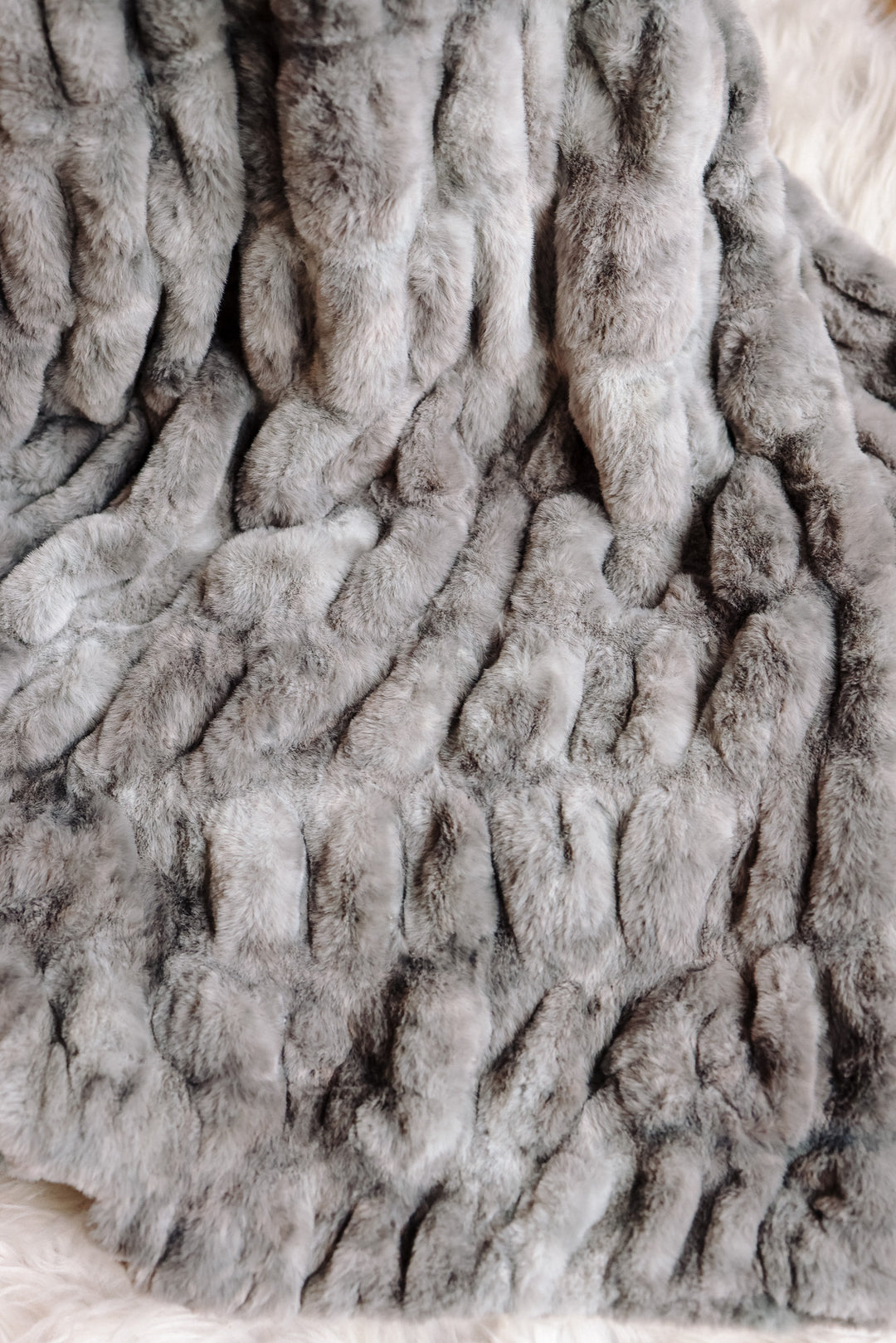 Cuddle Luxe Cloud Blanket - Charcoal Mist