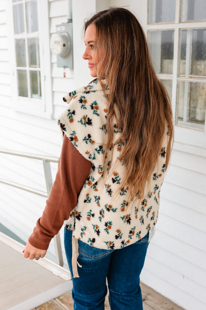 Floral Sherpa Boxy Fit Vest - Oatmeal/Brown