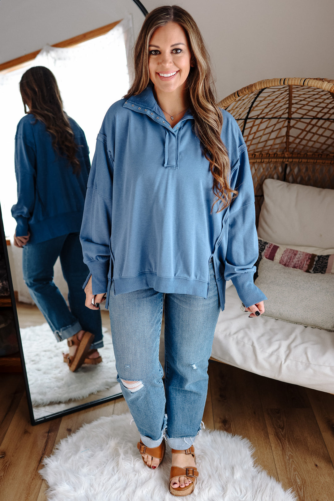 Tamika Henley Sweatshirt - Blue