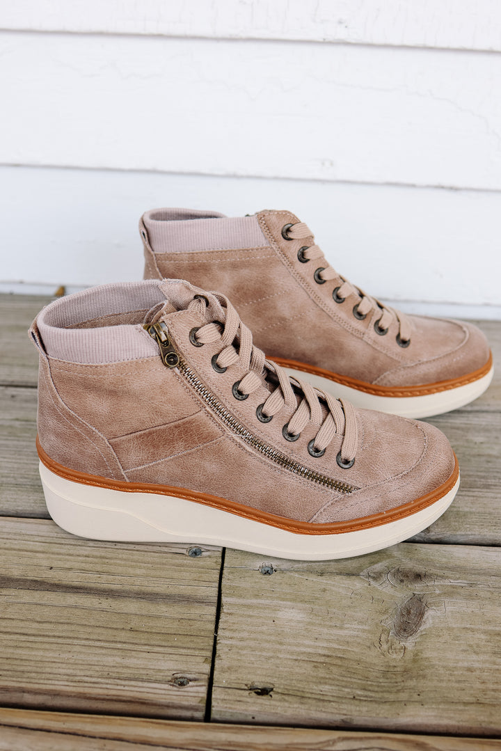Camden 2 Wedge Sneaker - Mushroom