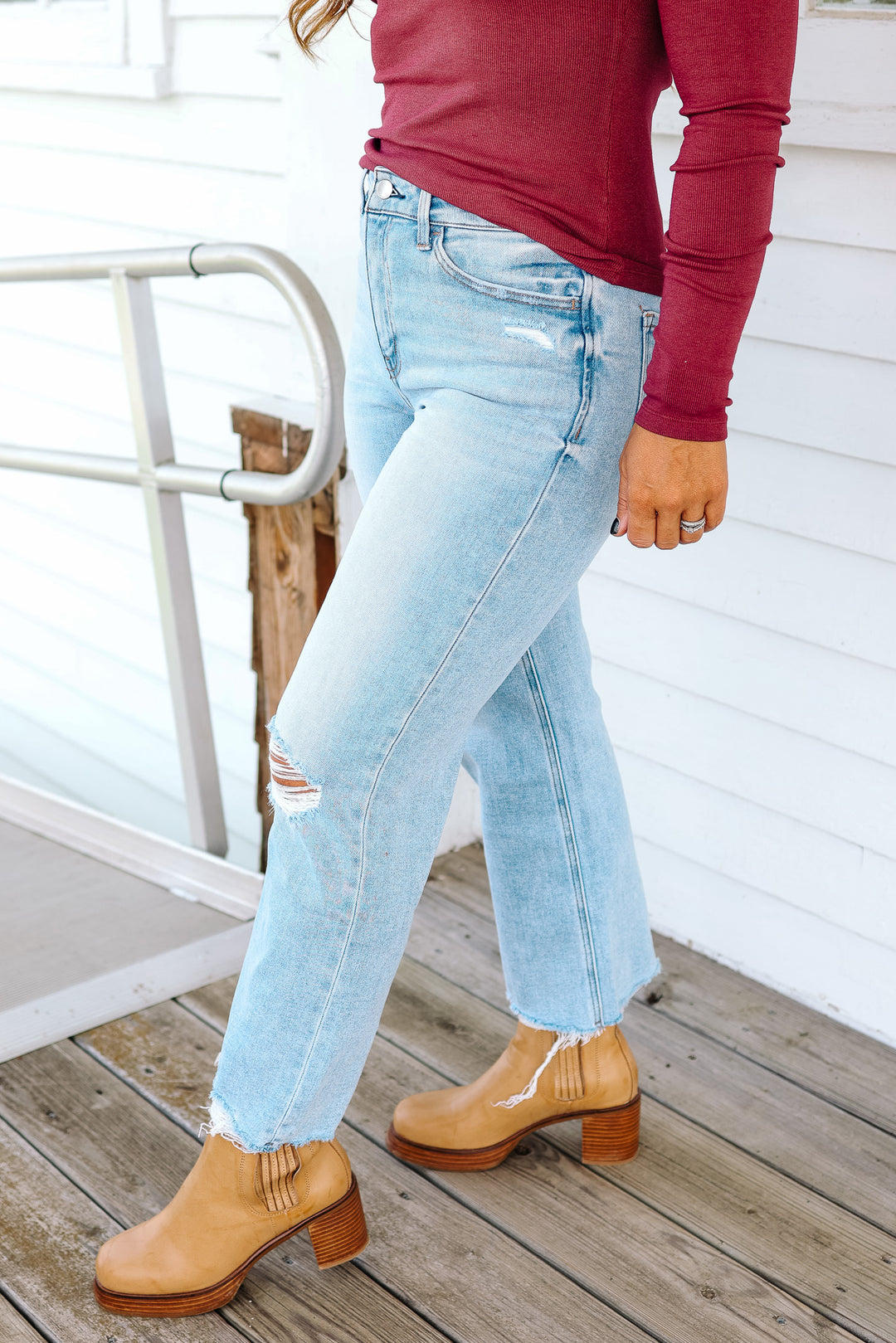 FLYING MONKEY: Ezra Distressed Crop Jeans