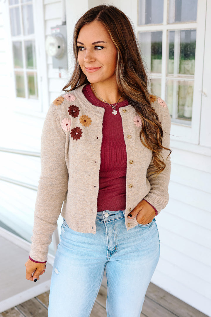 Loren Flower Embroidery Cardigan