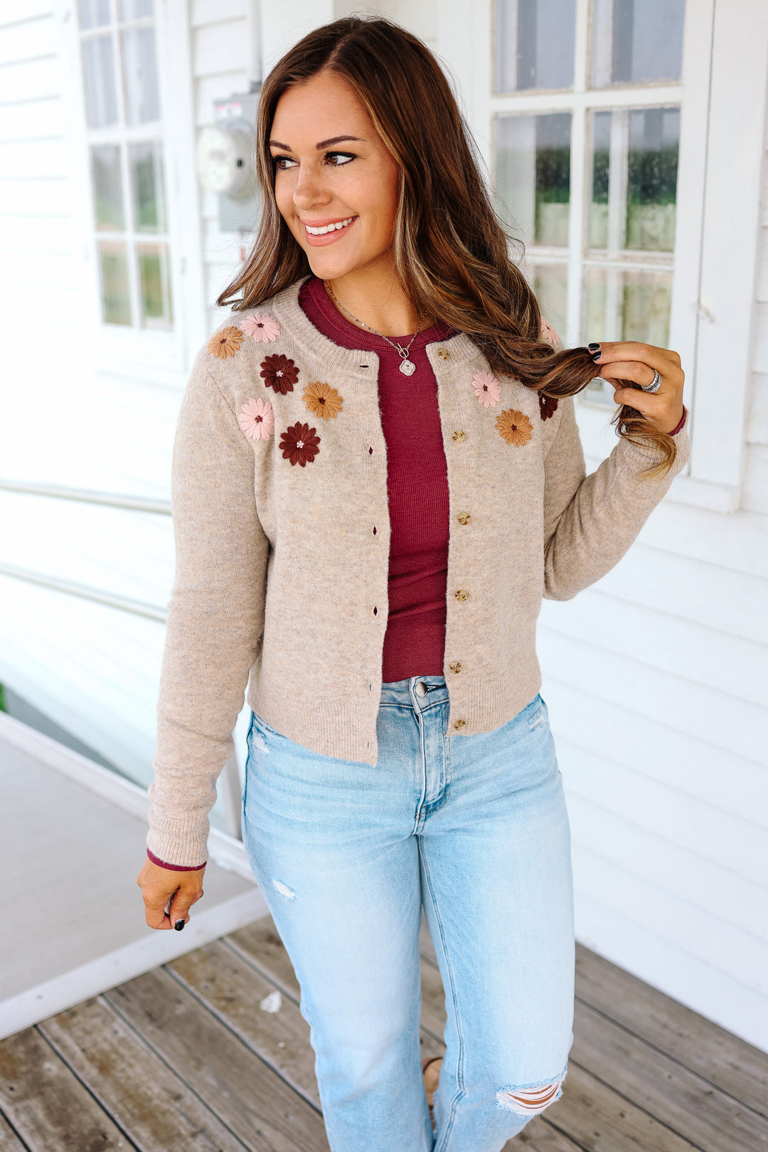 Loren Flower Embroidery Cardigan
