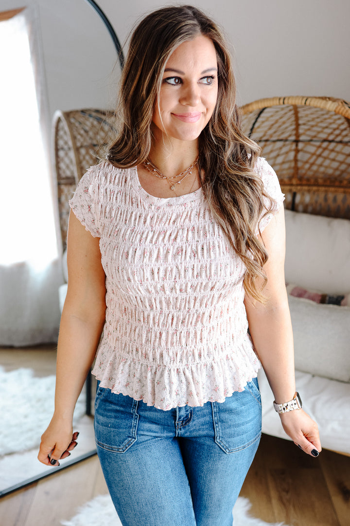 Avery Floral Ruched Top - Light Pink