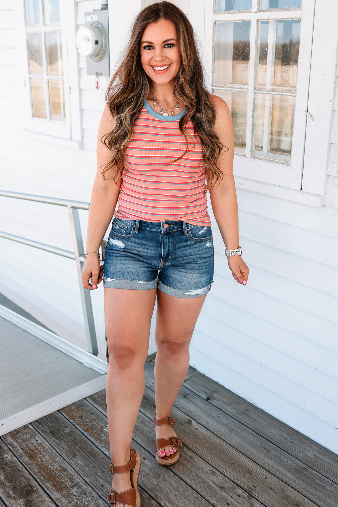 RISEN: Saylor Mid Rise Cuffed Shorts - Dark