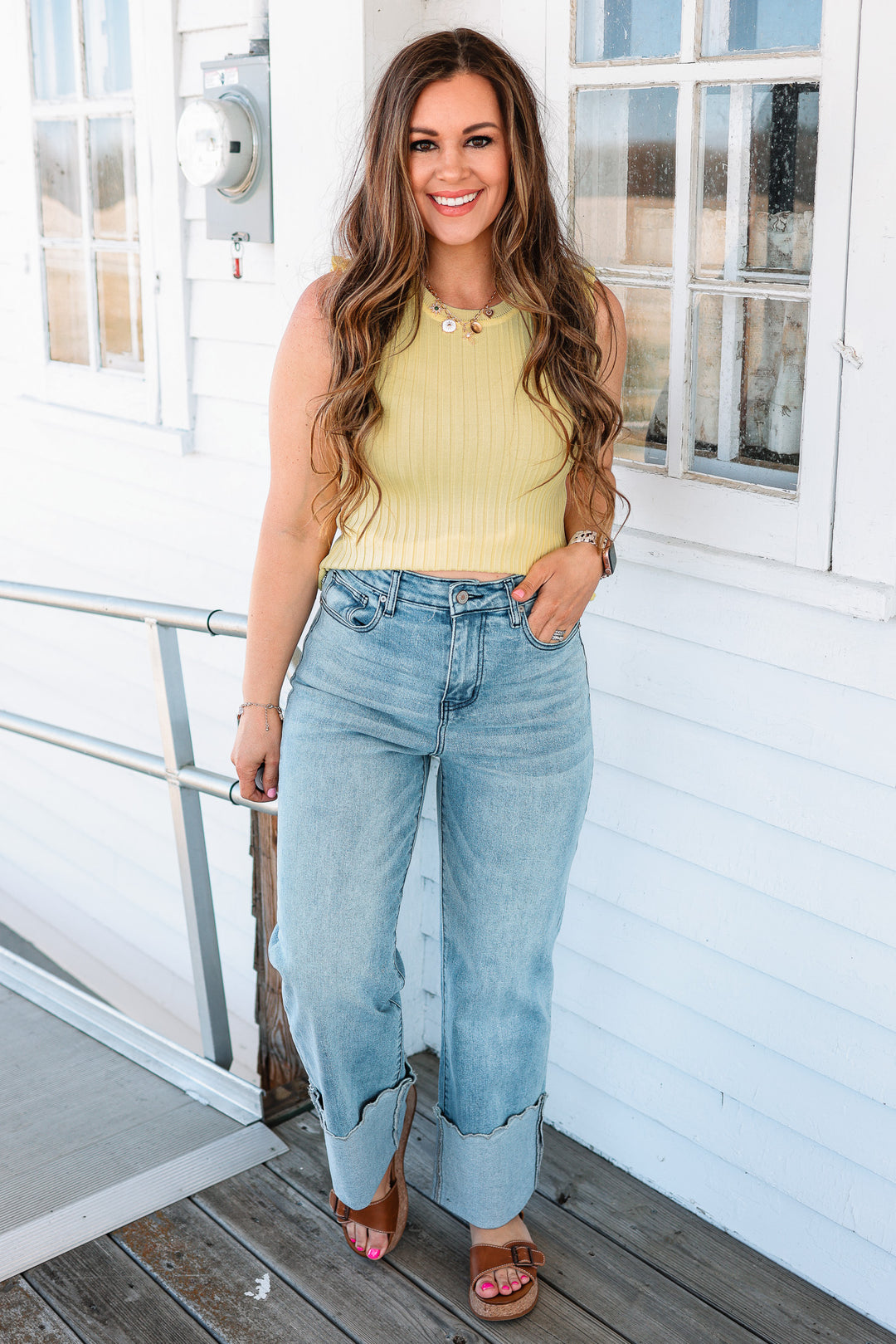 AMPERSAND AVE: 606 Scallop Cuff Denim