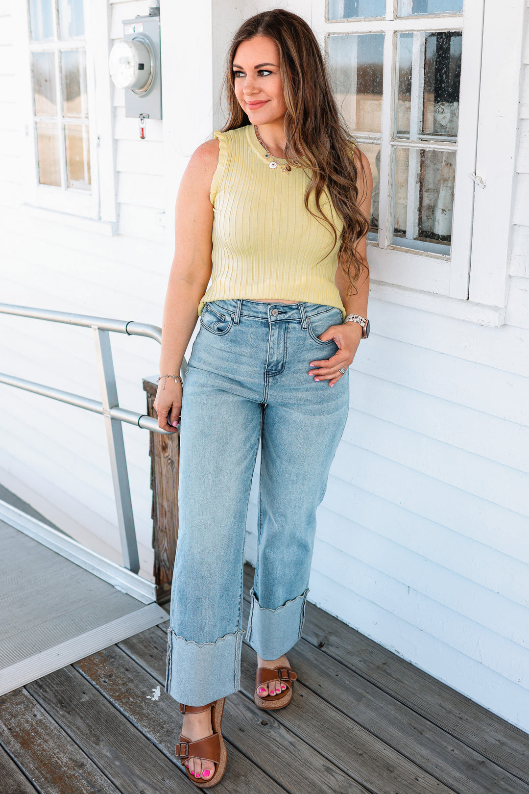 AMPERSAND AVE: 606 Scallop Cuff Denim