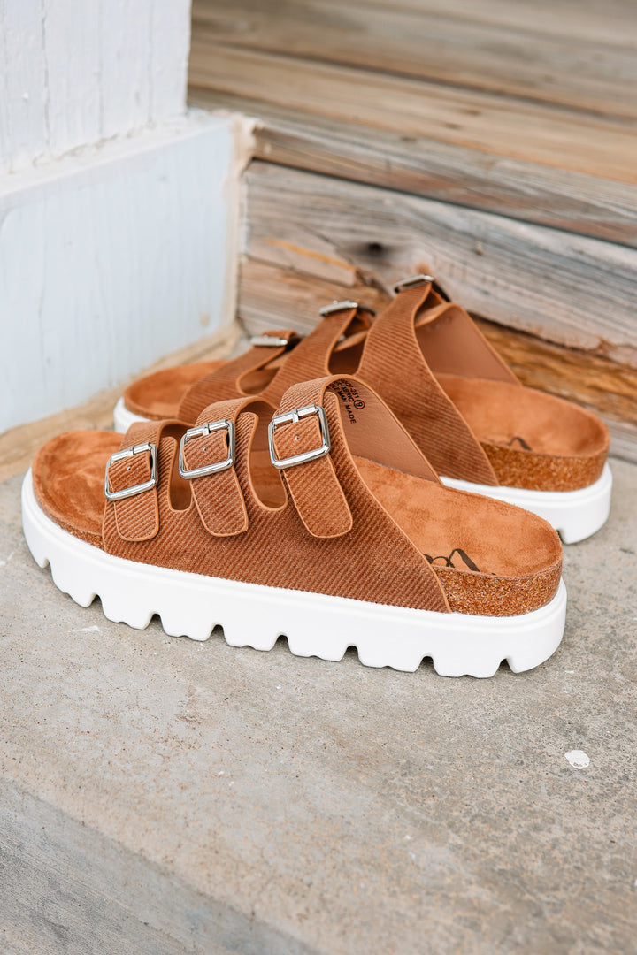 Plaza Sandals - Tan