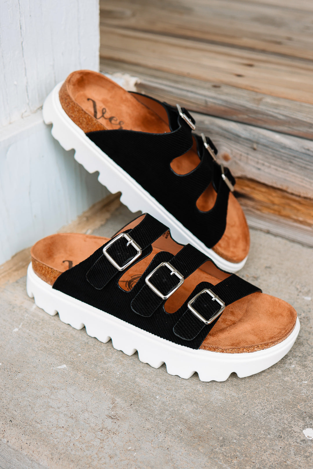 Plaza Sandals - Black