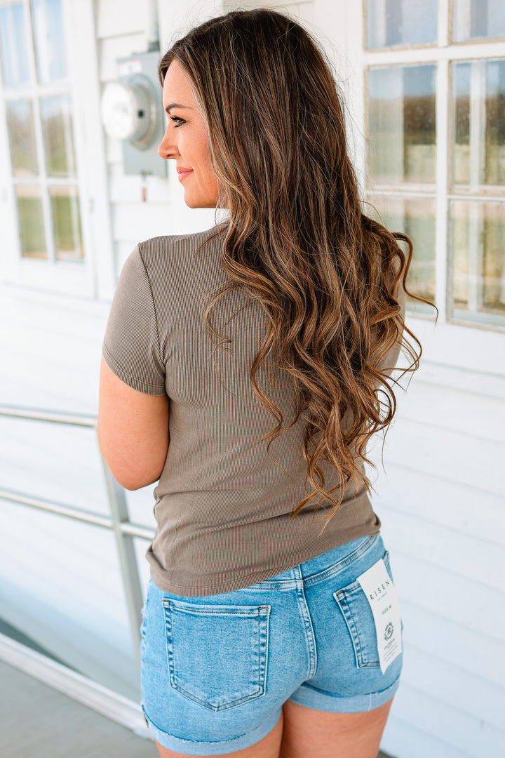 Leo Ribbed Tee - Cappuccino