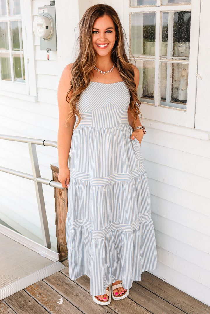 Ellie Tiered Midi Dress - Blue