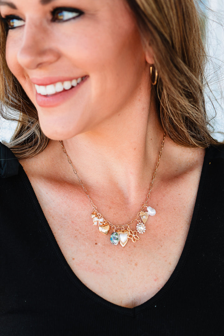 Charming Heart Bow & Pearl Dangle Necklace