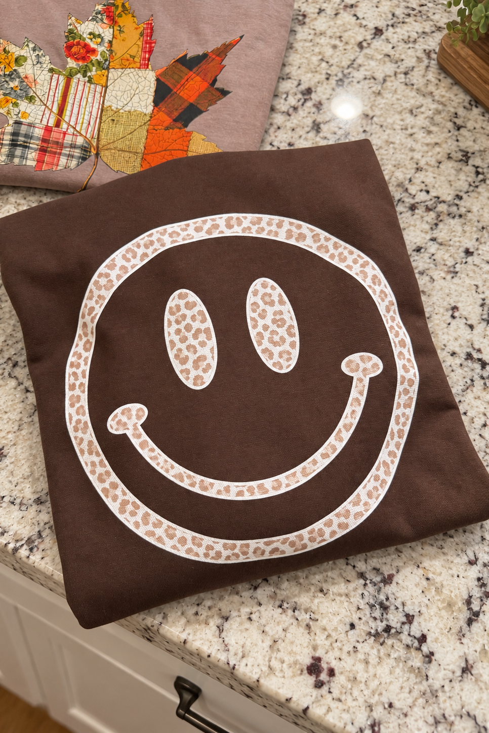 Neutral Leopard Happy Face Graphic Sweatshirt - Chocolate Brown