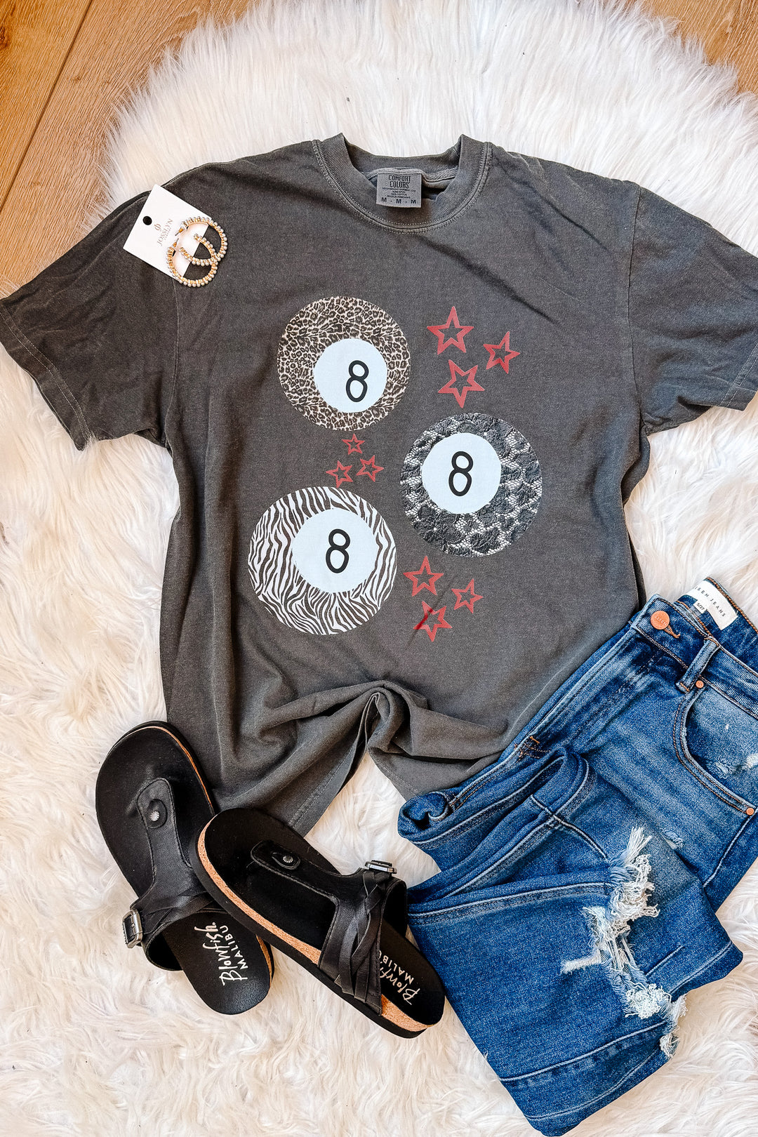 Y2K 8 Ball Graphic Tee - Pepper