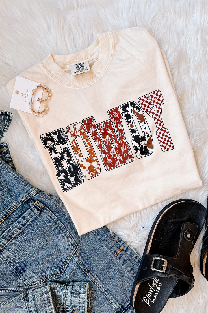 HOWDY Print Pattern Graphic Tee - Ivory