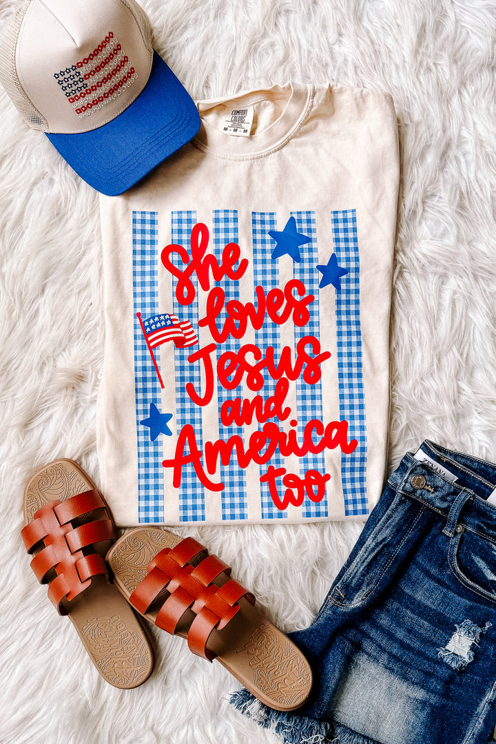 Gingham She Loves Jesus Graphic Tee - Ivory
