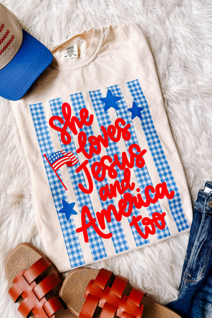 Gingham She Loves Jesus Graphic Tee - Ivory