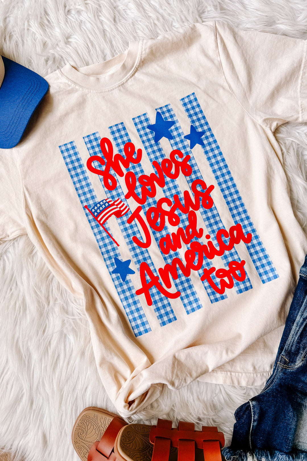 Gingham She Loves Jesus Graphic Tee - Ivory