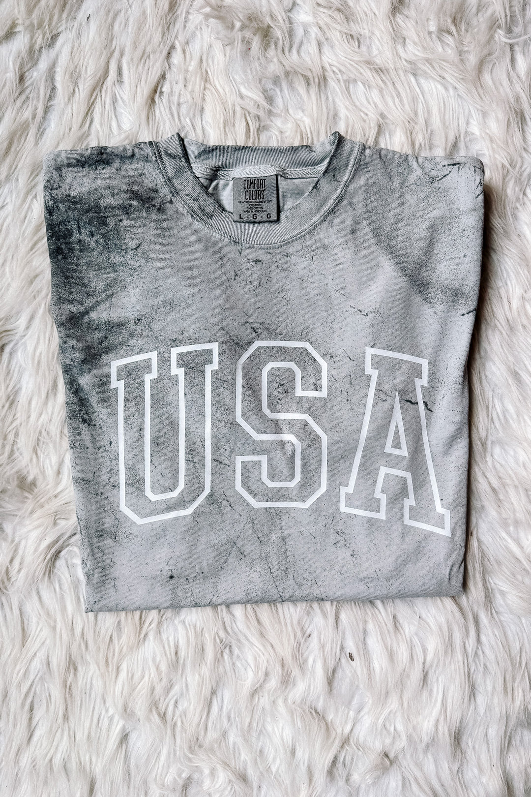 *DEAL* USA Outline Graphic Tee - Colorblast Smoke