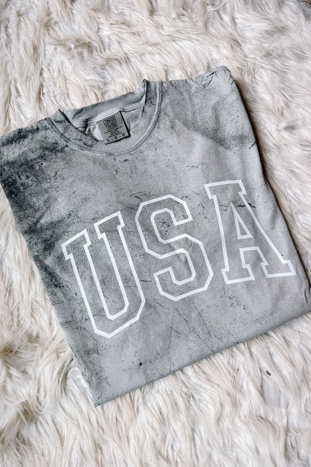 *DEAL* USA Outline Graphic Tee - Colorblast Smoke