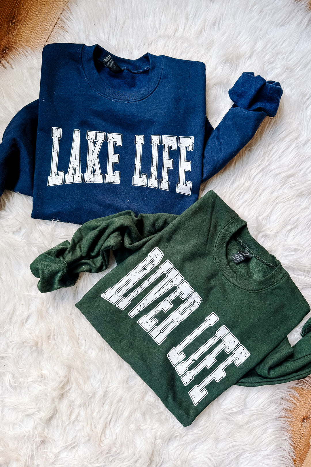 *DEAL* River & Lake Life Crewneck Sweatshirt - Green & Navy