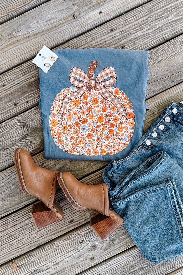 Floral Frenzy Pumpkin Graphic Tee - Blue Jean