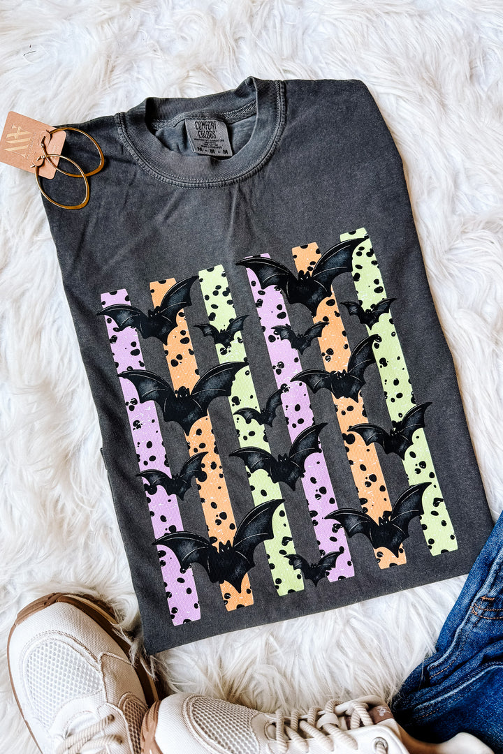 Spooky Bats Graphic Tee - Pepper
