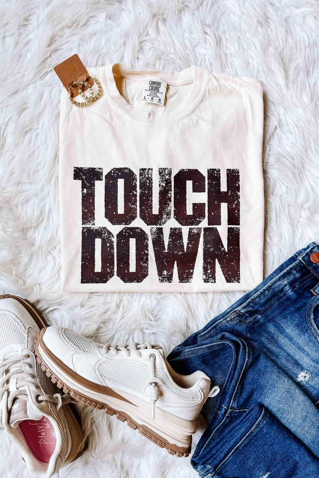 TOUCH DOWN Crop Graphic Tee - Ivory