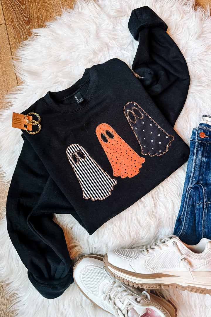 3 Spooky Ghosts Appliqué Embroidered Sweatshirt - Black
